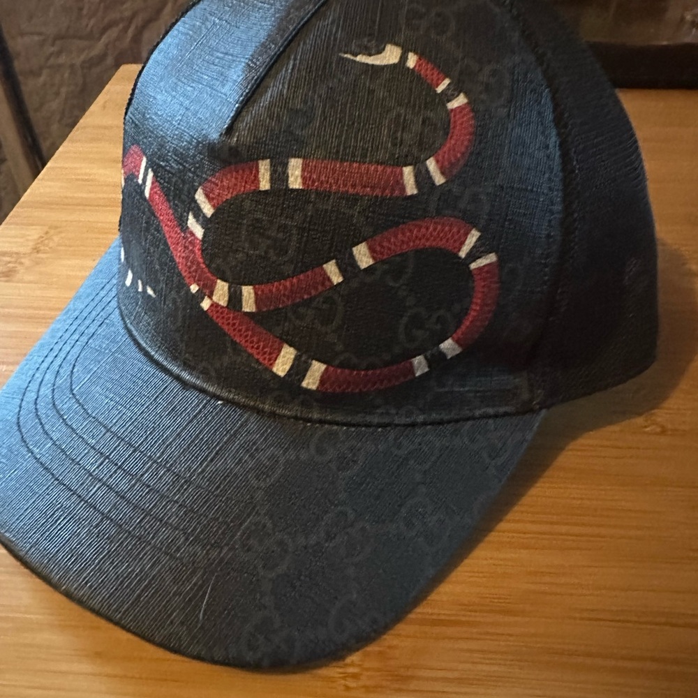 Gucci Hat, Kingsnake design